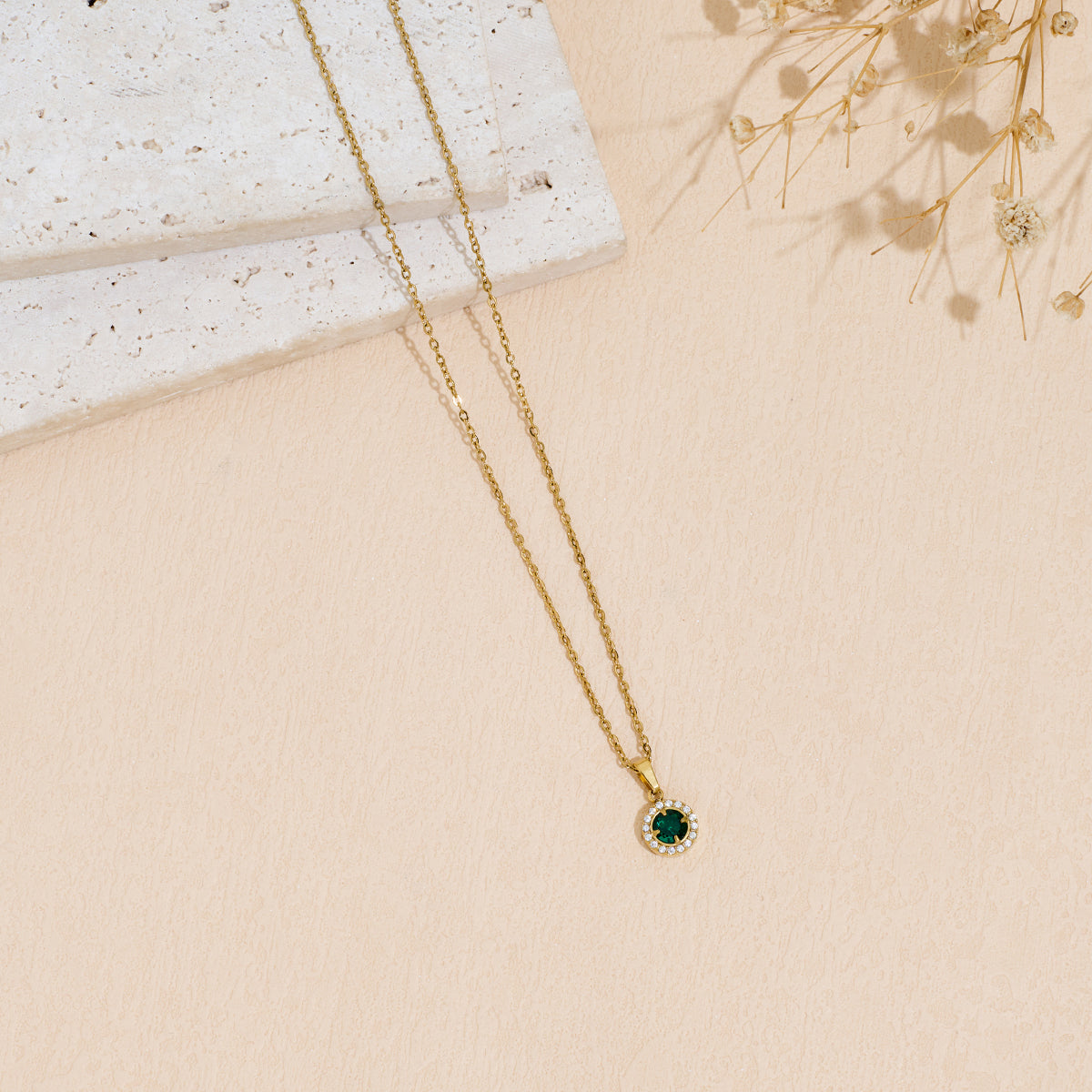 Stainless Steel Pendant Necklace With Zircon Inlay