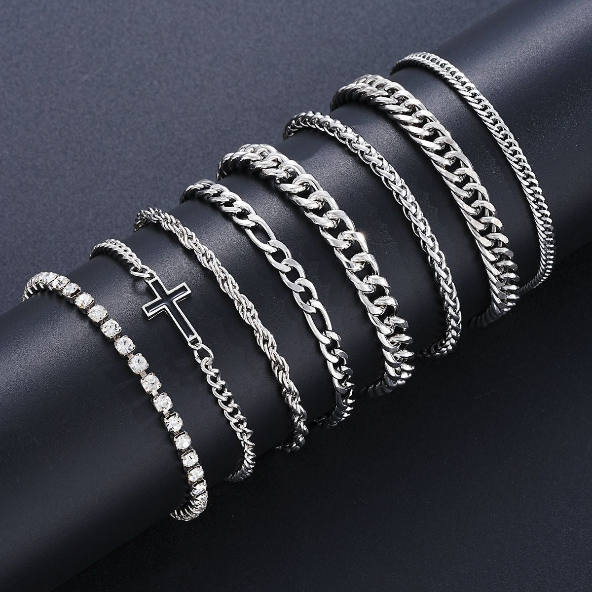 Stainless Steel European And American-style Mens And Womens Bracelet