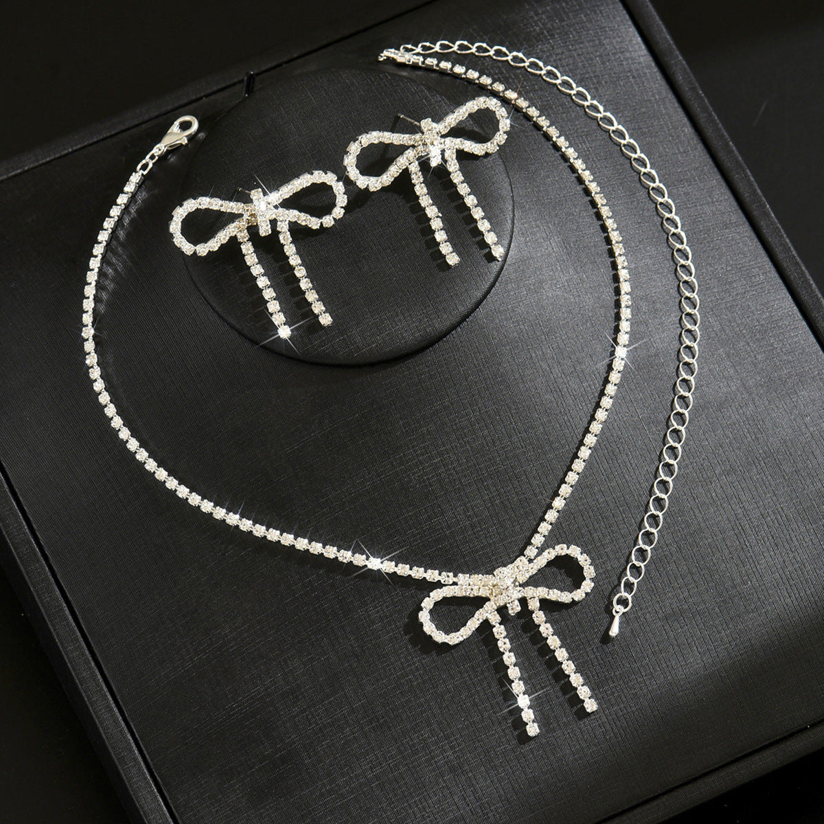 Women Bow Rhinestone Necklace And Earrings Set,Exaggerated Trendy Bridal Costume Accessories For Banquet Party Occasion