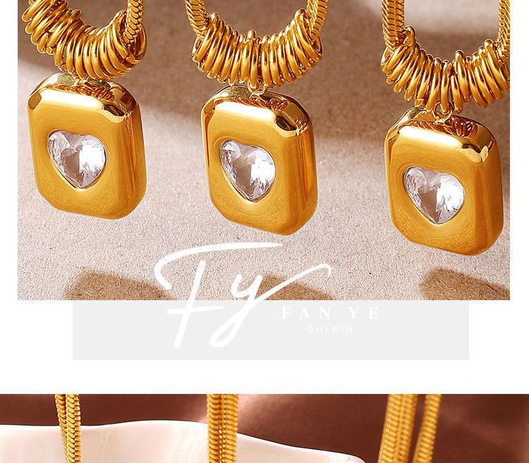 Diamond-studded Heart-shaped Snake Bone Chain Stainless Steel Necklace For Women - Luxurious And High-end, Double-layered And Stackable, Perfect For All Occasions.