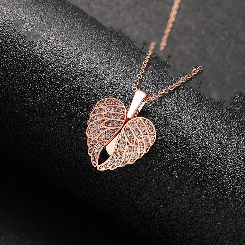 Female With Clavicle Chain Necklace Capable Of Typing Inside
