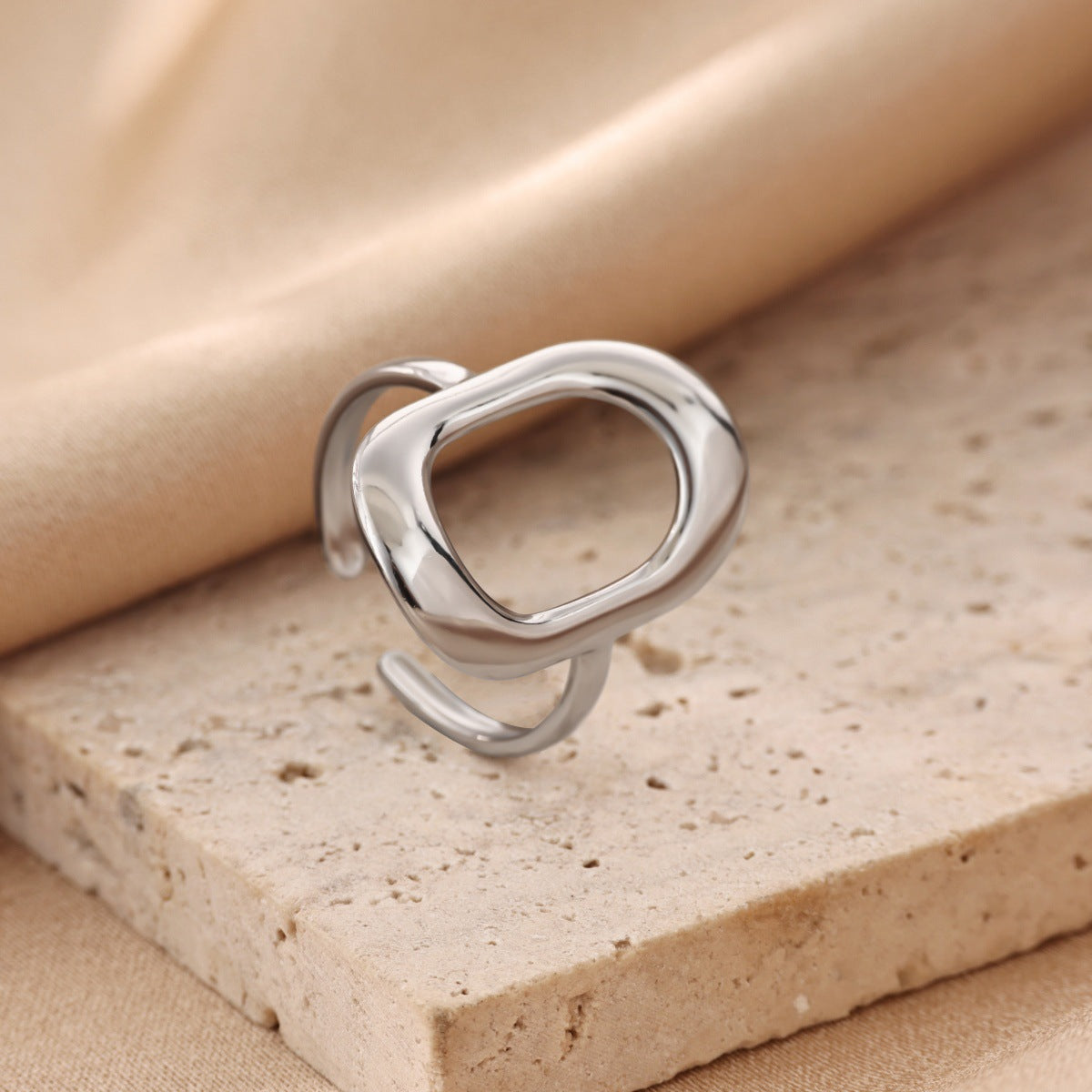 European And American-style 18K White Gold Opal Moon Ring Made Of Stainless Steel