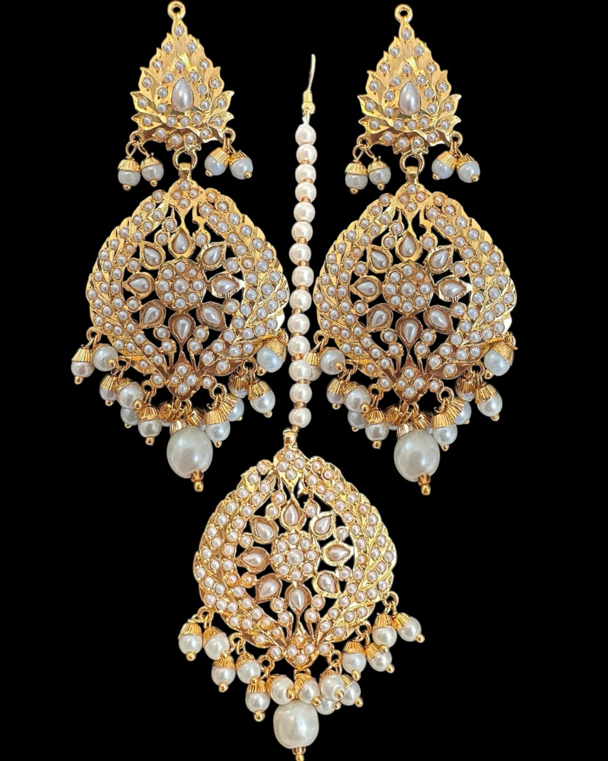 DJET99 Megha jadau earrings tika set  in pearl ( READY TO SHIP )