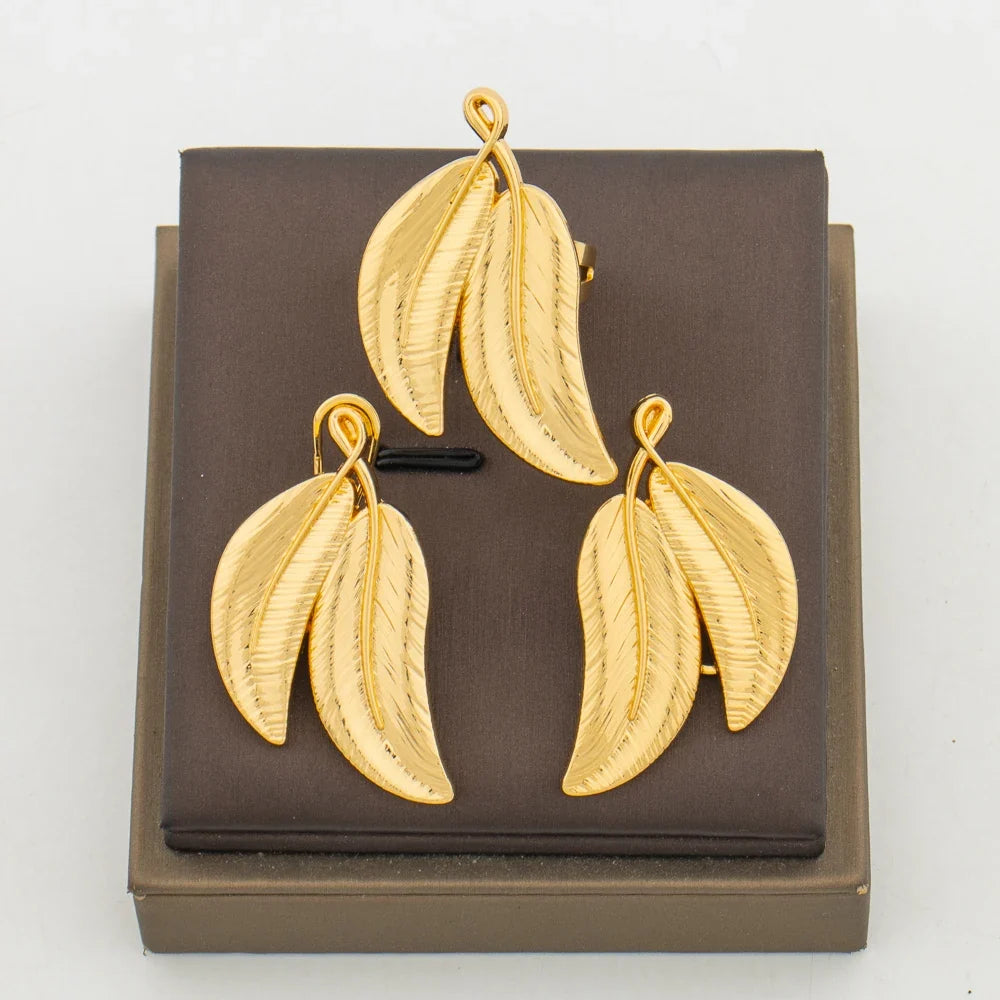 Dubai Gold Color Jewelry Set for Party Leaf Design Earrings and Cocktail Ring 2Pcs Set for Weddings Bridal Jewelry Accessories