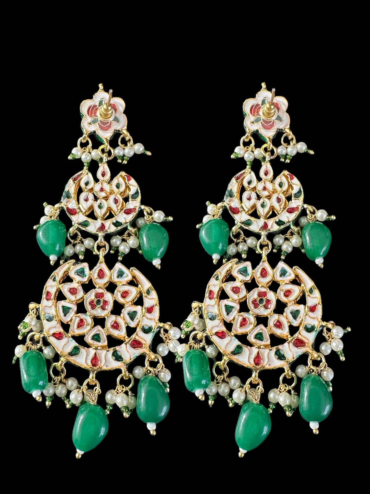 DJET78 Irina earrings tika set in kundan with green beads ( READY TO SHIP )