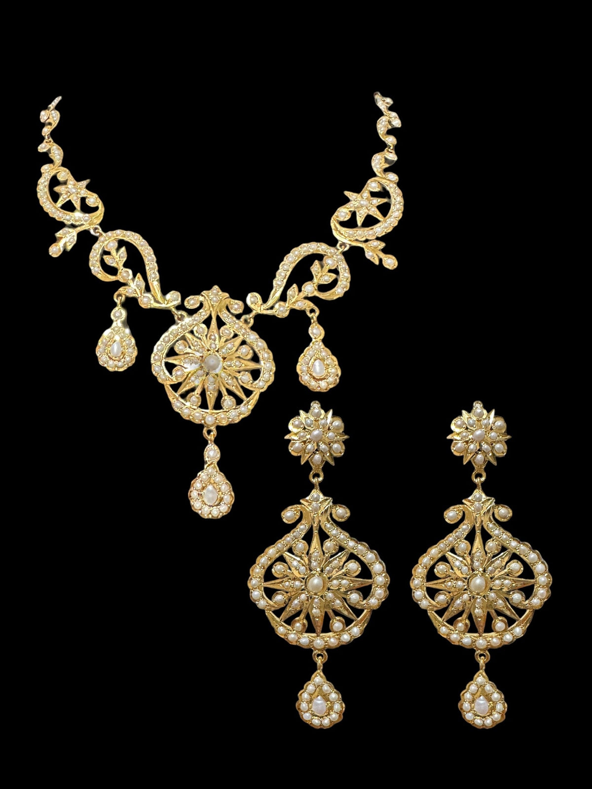 Gold plated silver necklace earrings set in fresh water pearls ( SHIPS IN 5 WEEKS )