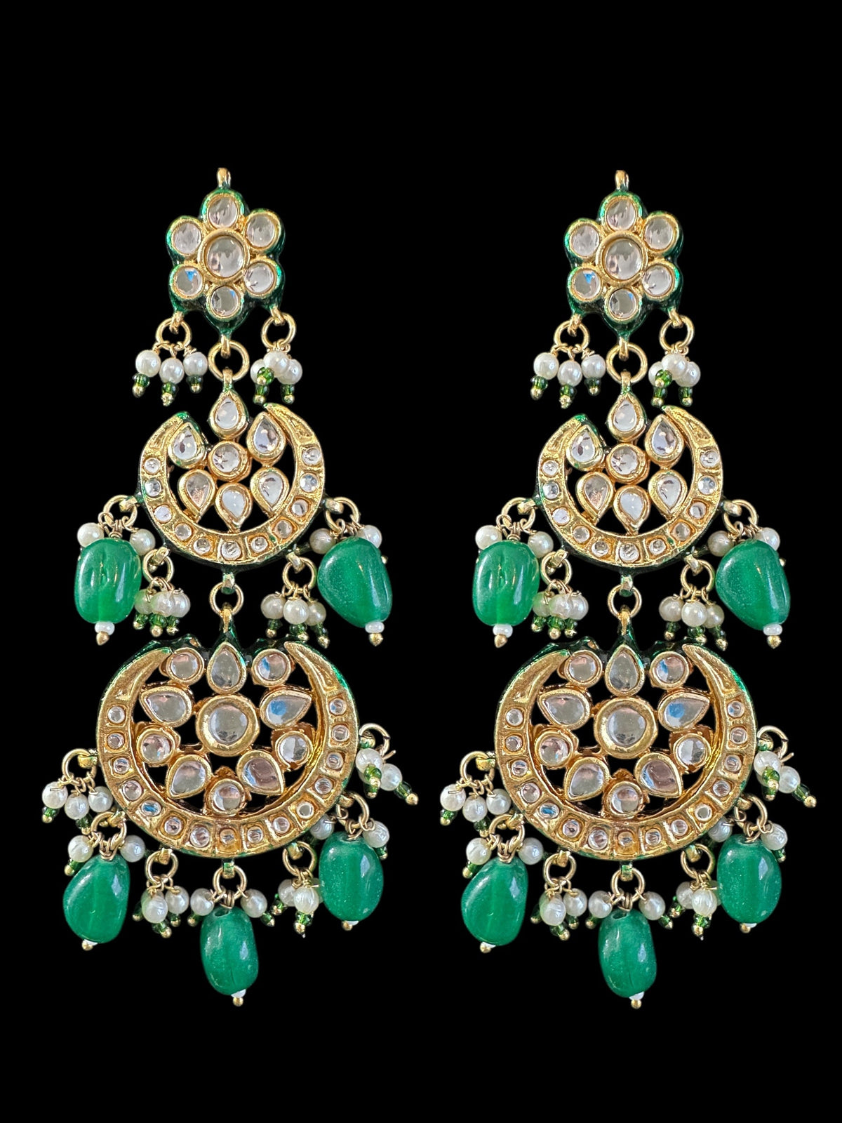 DJET78 Irina earrings tika set in kundan with green beads ( READY TO SHIP )