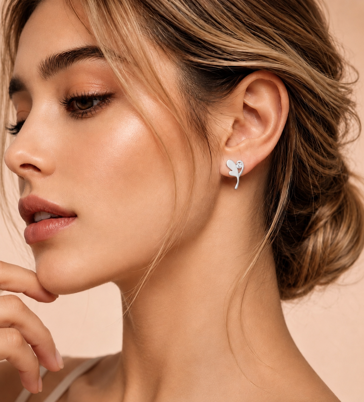 ER102W B.Tiff Lucky Clover Earrings