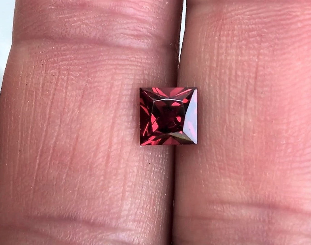 Rhodolite Garnet Princess Cut African Small Gems