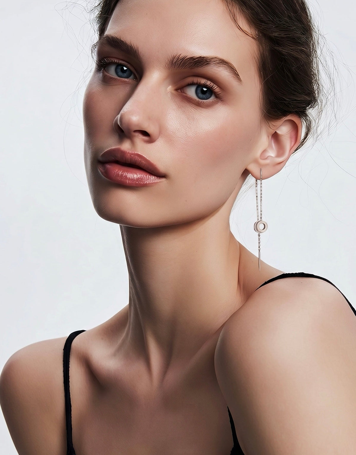 ER228W B.Tiff Thread Dangling Pavé Circle Earrings