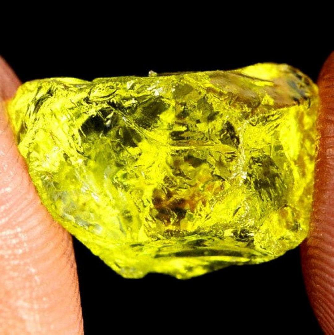 Lemon Quartz Rough Facet Madagascar 10 ct Raw Gem