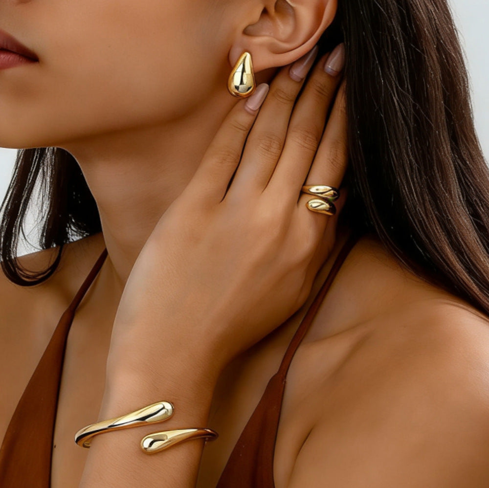 Women's With Geometric Water Drop Spring Open-ended Bracelet