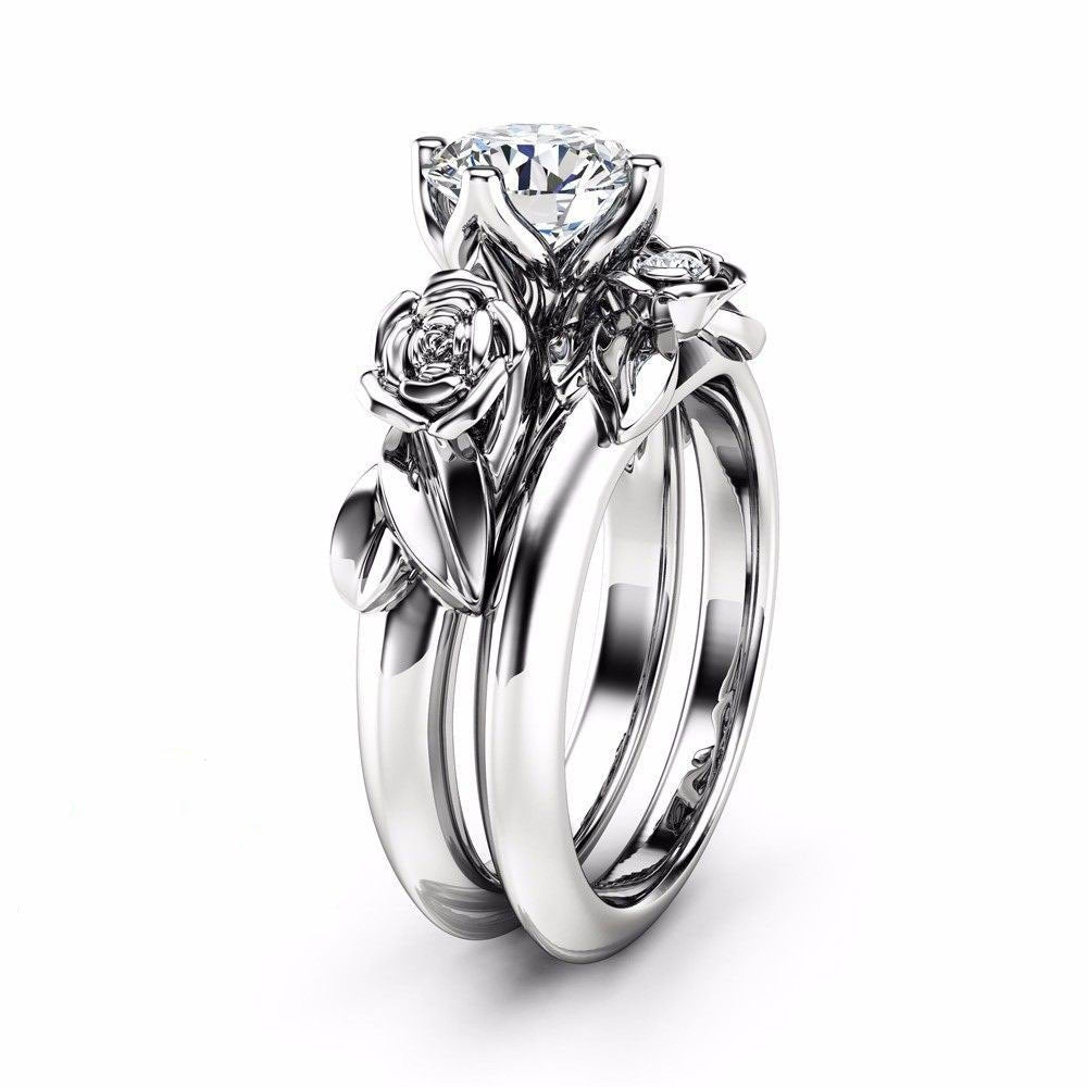 Women's Heart Claw Inlaid Zircon Novel Drop-shaped Ring