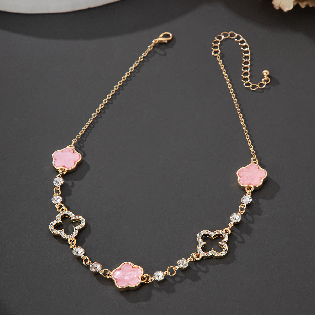 Women's Simple Sweet Lucky Four-leaf Clover Diamond Affordable Luxury Fashion Bracelet