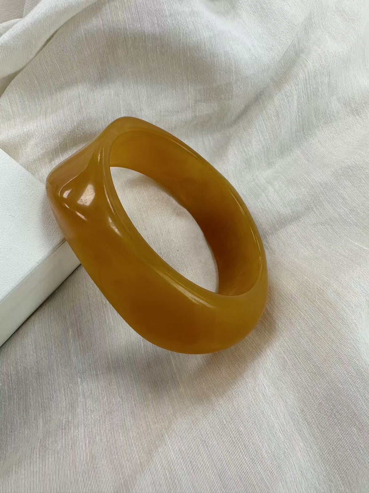 Women's Acetate Niche Irregular Acrylic Wide-brimmed For Design Bracelets