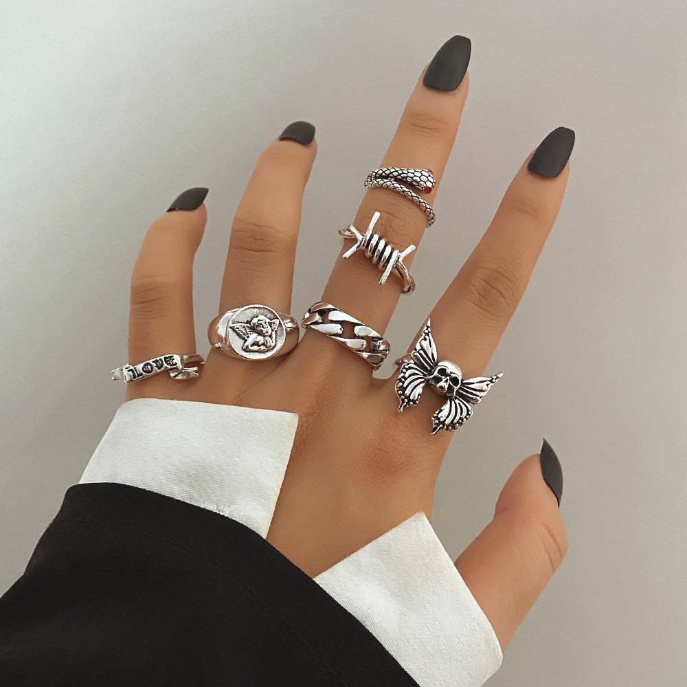 Alloy Chain Vintage Crying Face Poker Hollow Love Ring