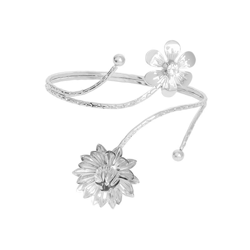 Fashion Butterfly Exaggerated Metal Flower Armband Bracelets