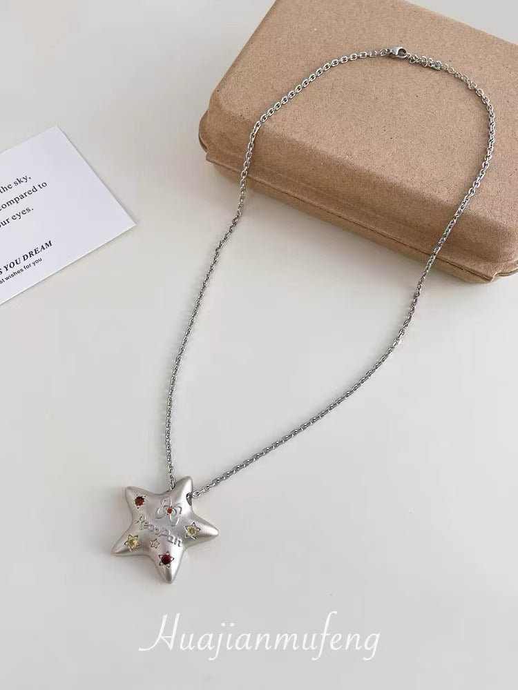 Design Sweet Cool Cold Five-pointed Star Niche Long Sweater Necklace