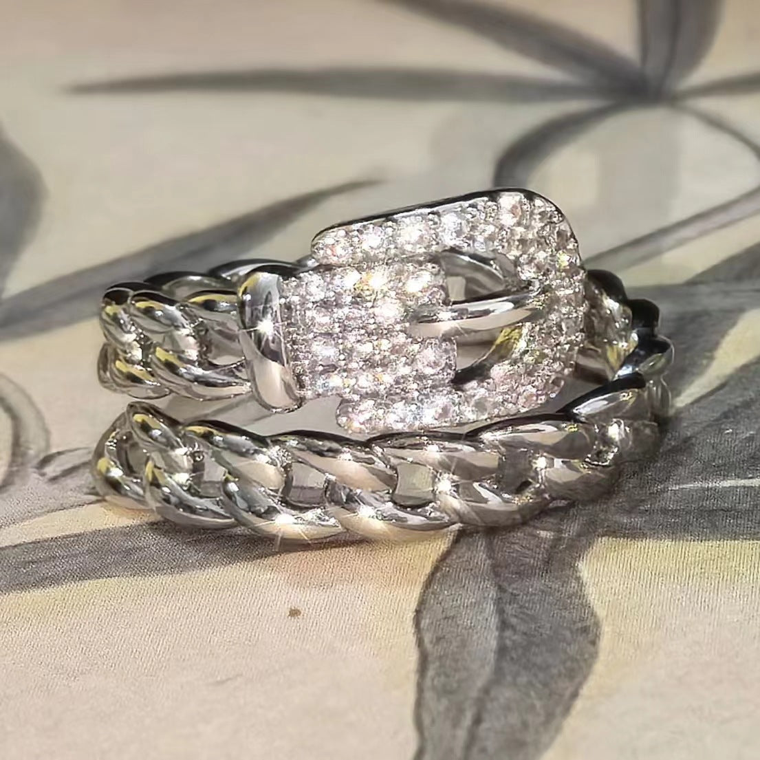 Women's Advanced Hollow Chain Open Nordic Style Rings