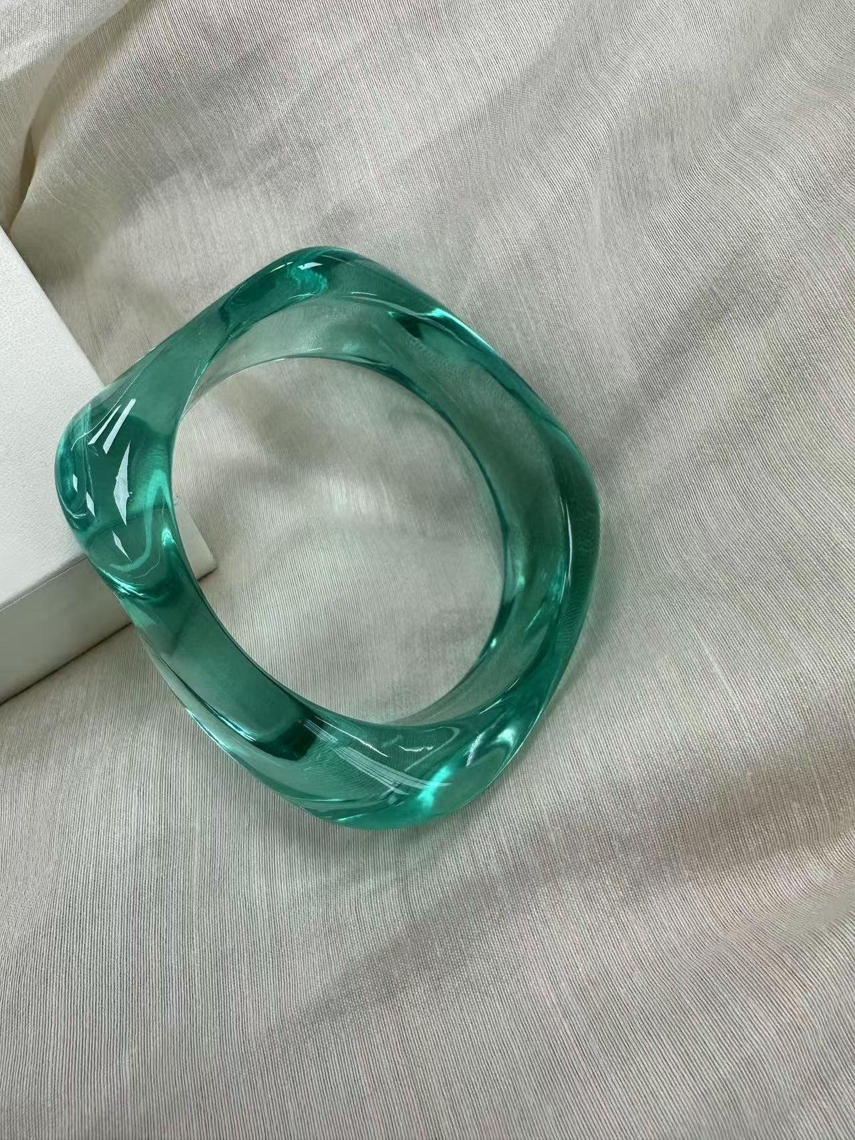 Women's Acetate Niche Irregular Acrylic Wide-brimmed For Design Bracelets