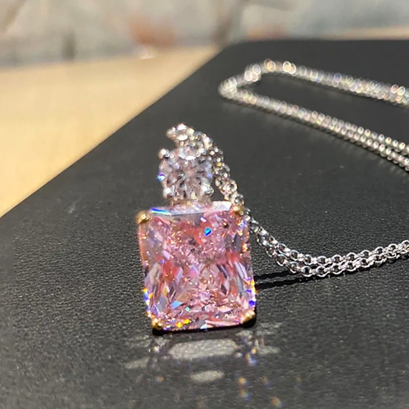 Square Sugar Peach Blossom Lucky Trendy Exquisite Necklace