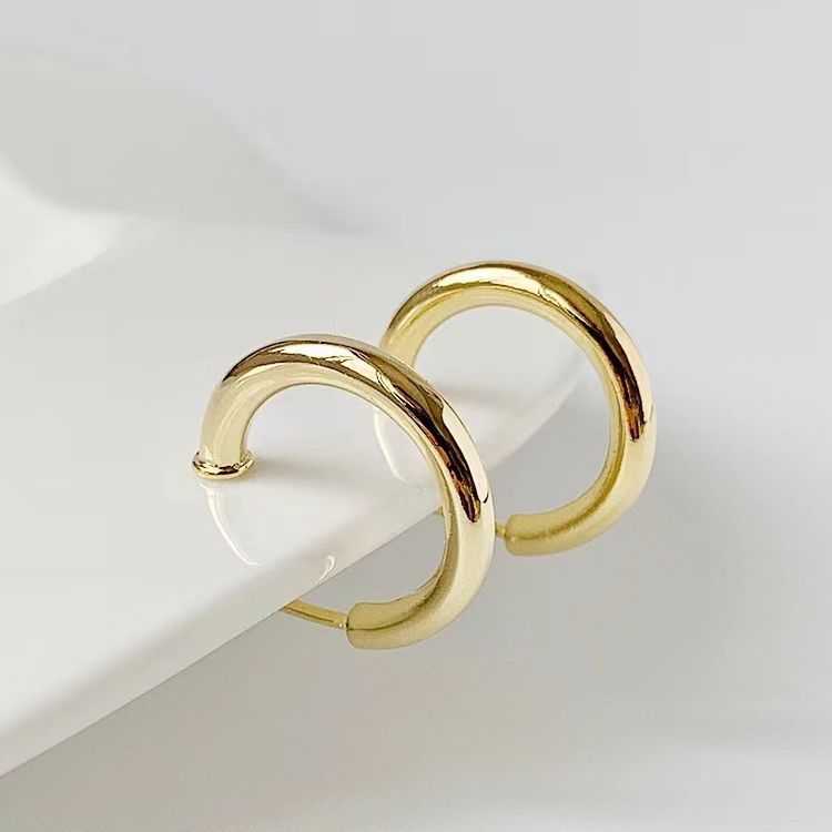 Invisible One-piece Silicone No Pierced Commuter Female Small Earrings
