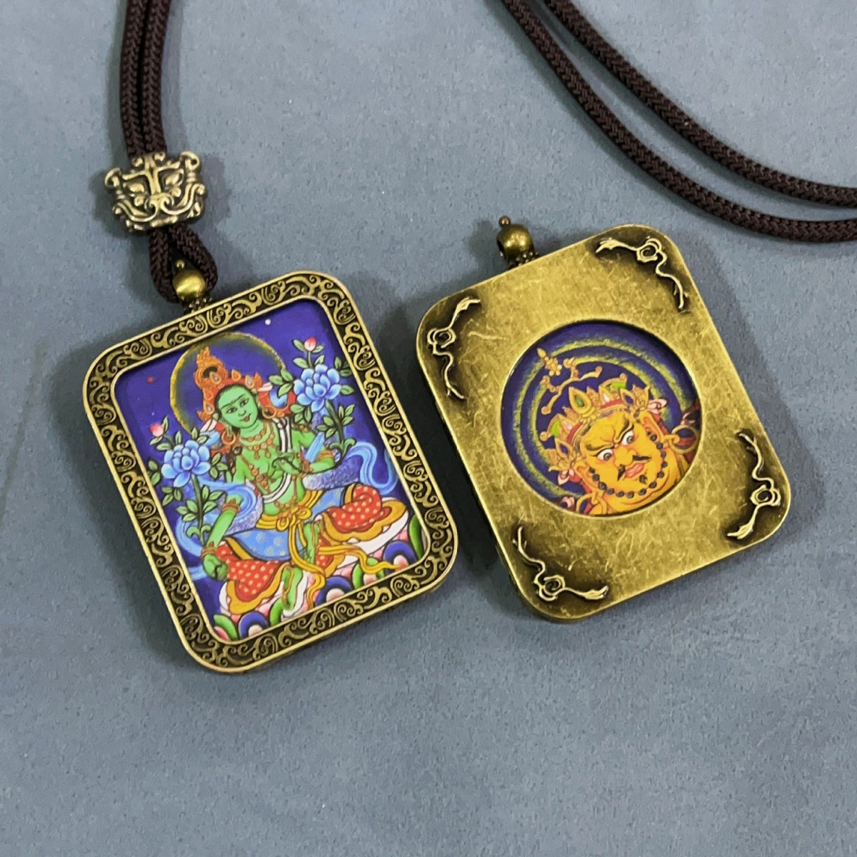 Double-sided Home Twee Zodiac Eight Patron Saints Scenic Pendants