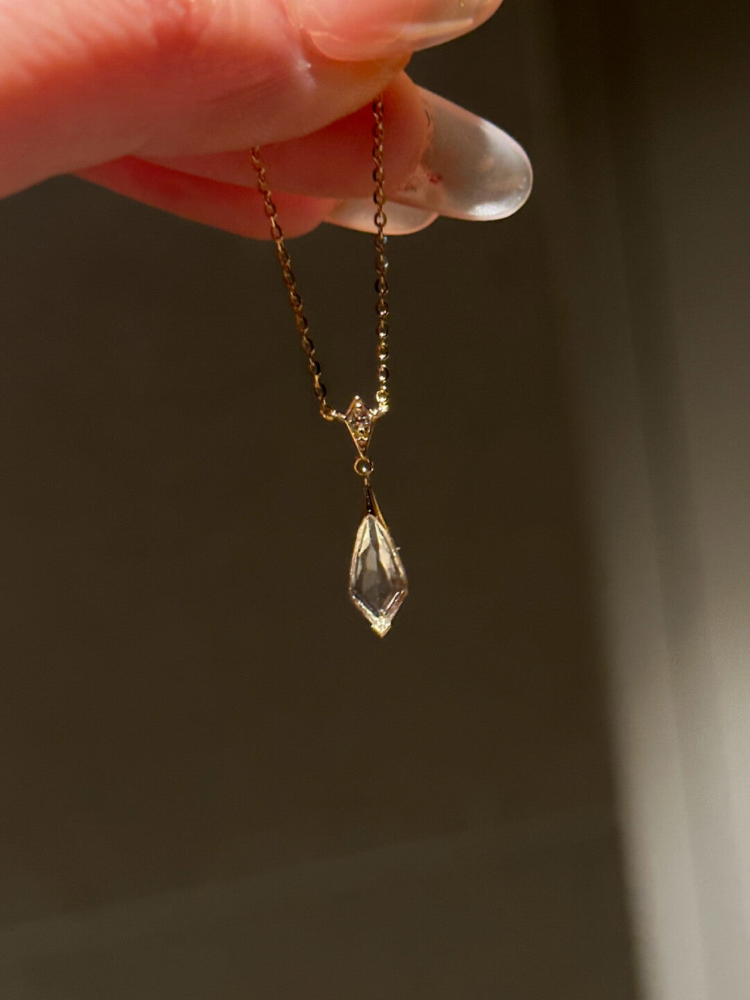 Diamond-shaped Water Drop White Crystal Clavicle Necklace