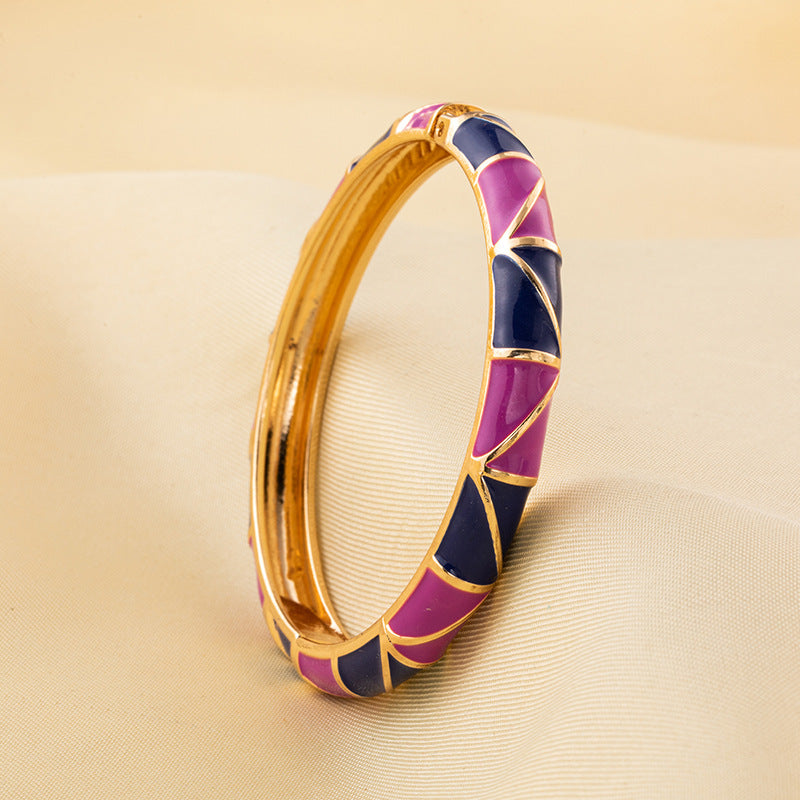 Old Tourist Souvenir Enamel Color Fine Bracelet
