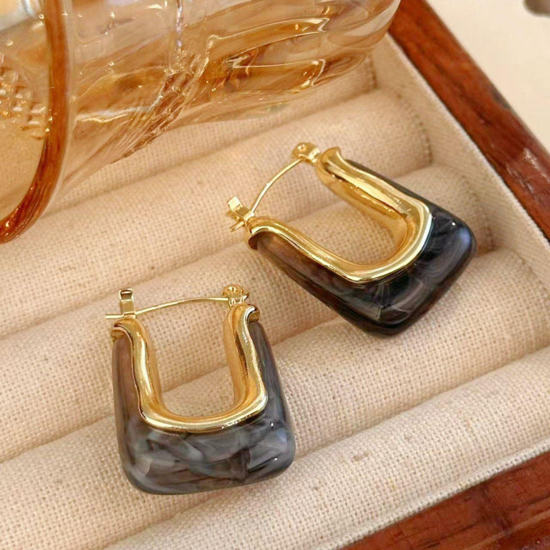 Women's Retro Geometric Metal Alloy Temperament Wild Rings