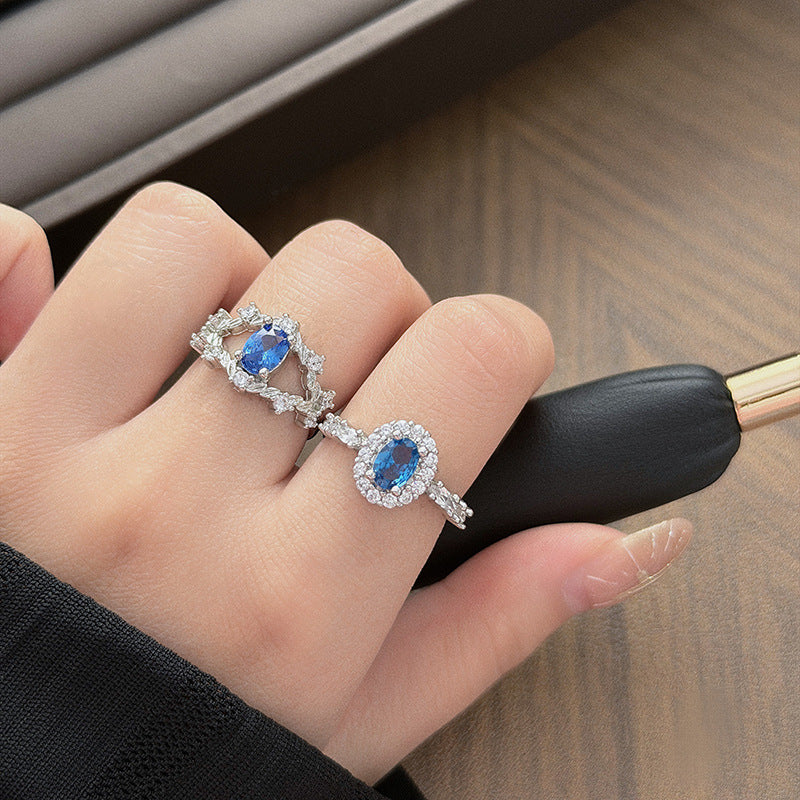 Cool Blue Zircon With Diamond Heart-shaped Oval Open Niche High Ring