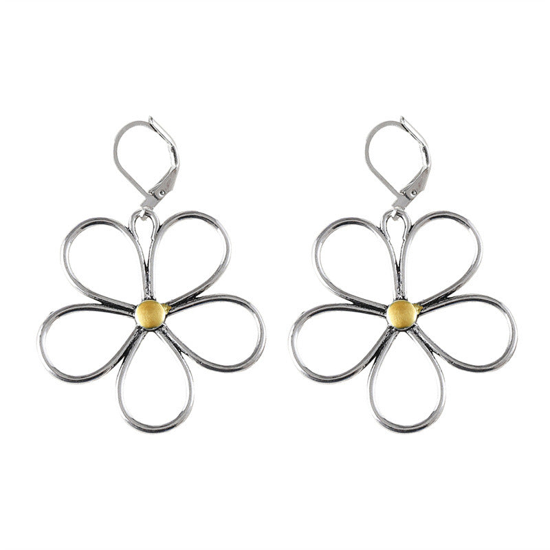 Hollow Design Exquisite Flower Fashion High Sense Rings