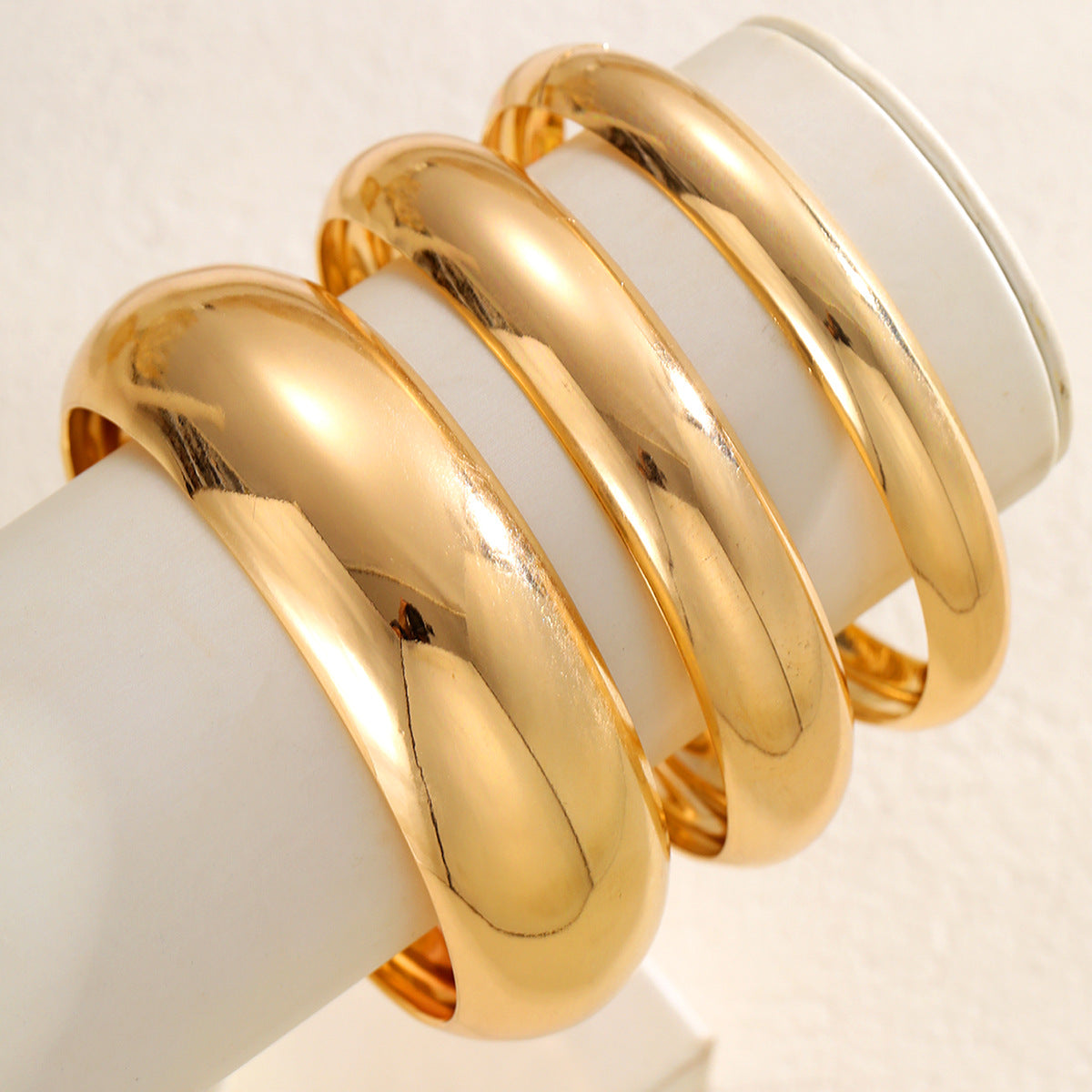 Fashion Metal Scenery Female Exaggerated Personalized Wide Face Bracelet