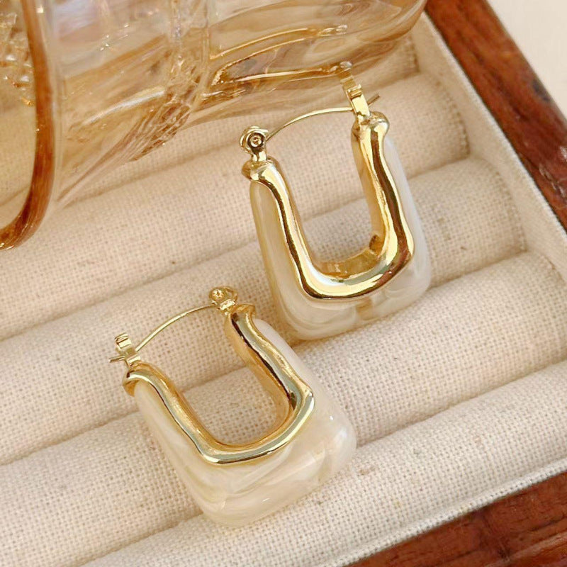 Women's Retro Geometric Metal Alloy Temperament Wild Rings
