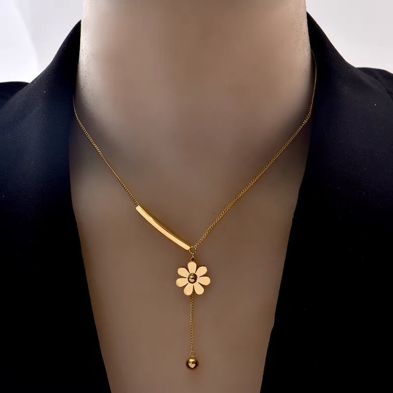 Korean Style Little Daisy Tassel Female Light Luxury Minority High-grade Necklace
