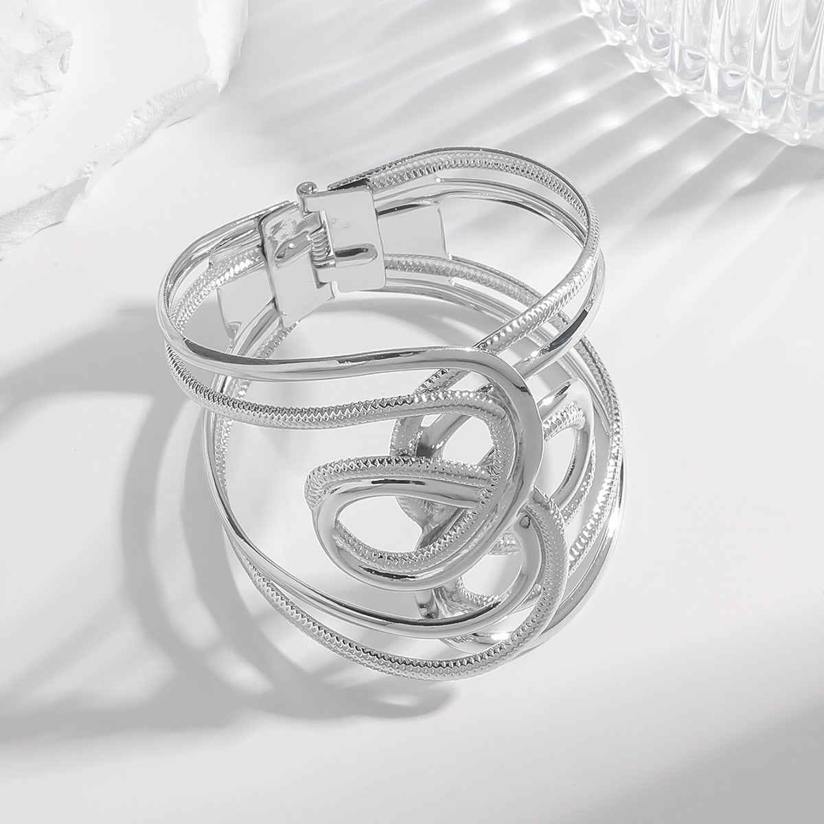 French Simplicity Design Sense Open-end Polished Niche Retro Hollow Bracelets