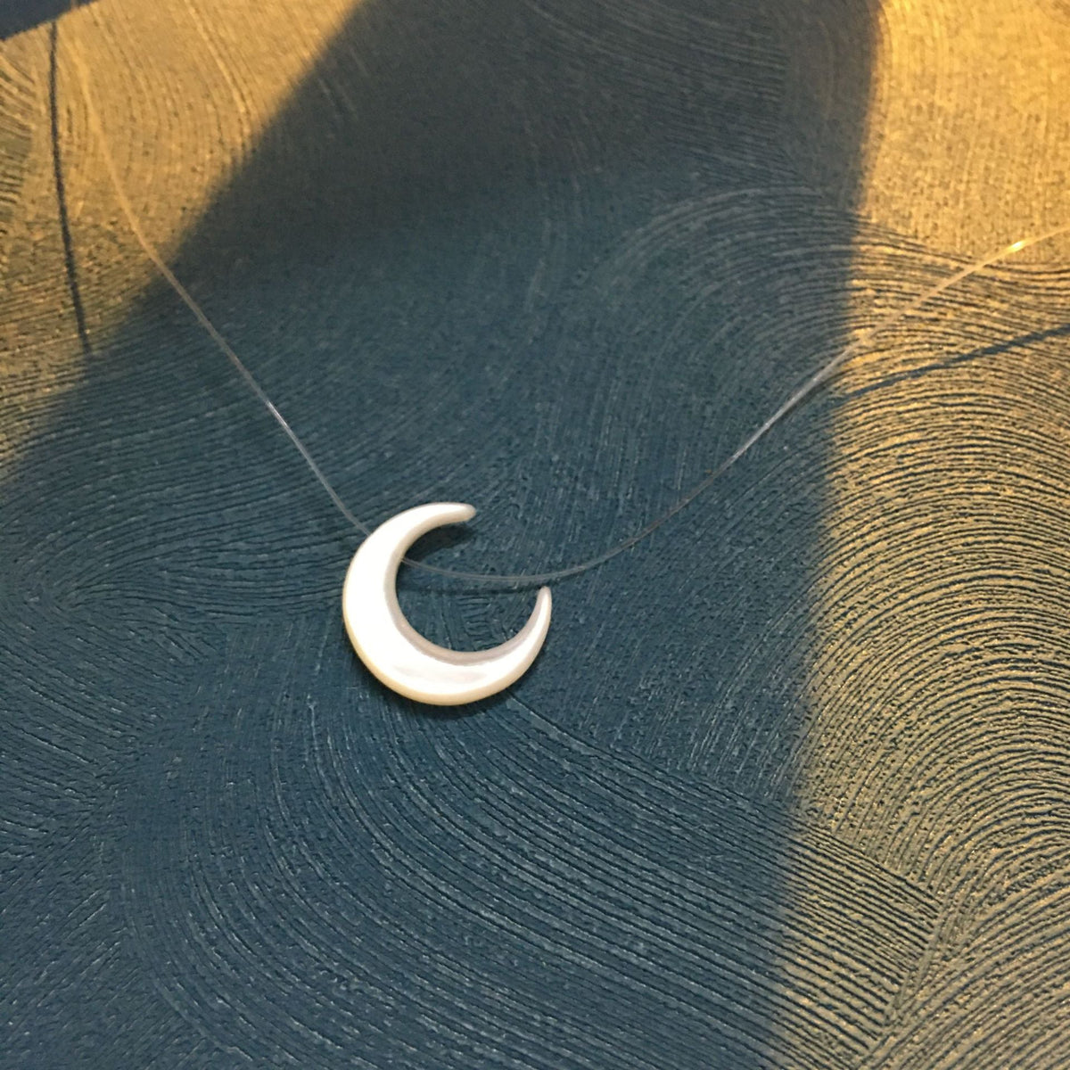 Magic Bone Orchid Crescent Moon Invisible Fishing Line Natural Necklaces