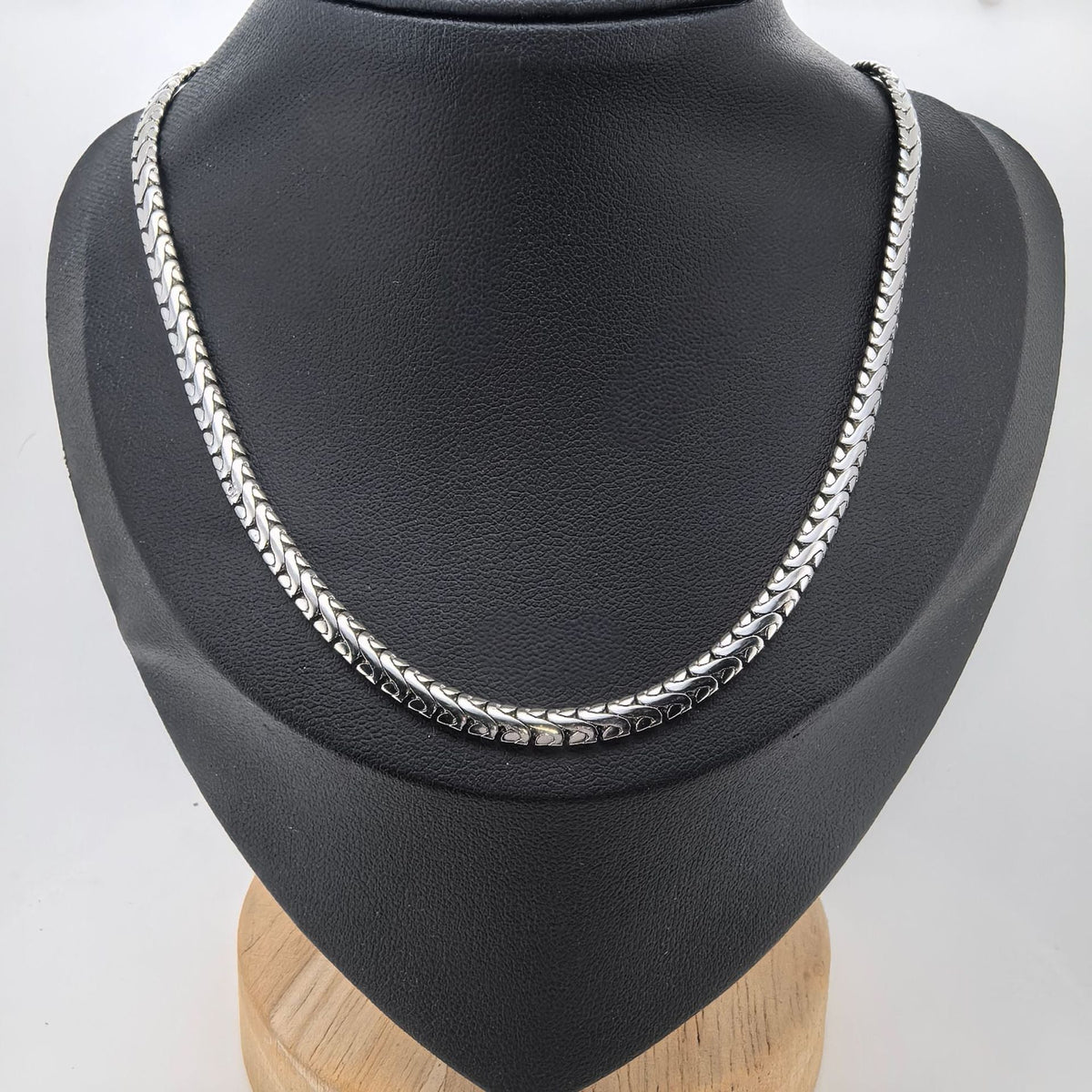 Women's & Men's American Cuban Link Chain Point Summer Light Luxury High-grade Clavicle Necklace