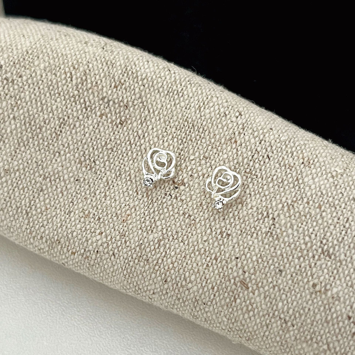 Cool Collection Female Zircon Temperament Live Earrings
