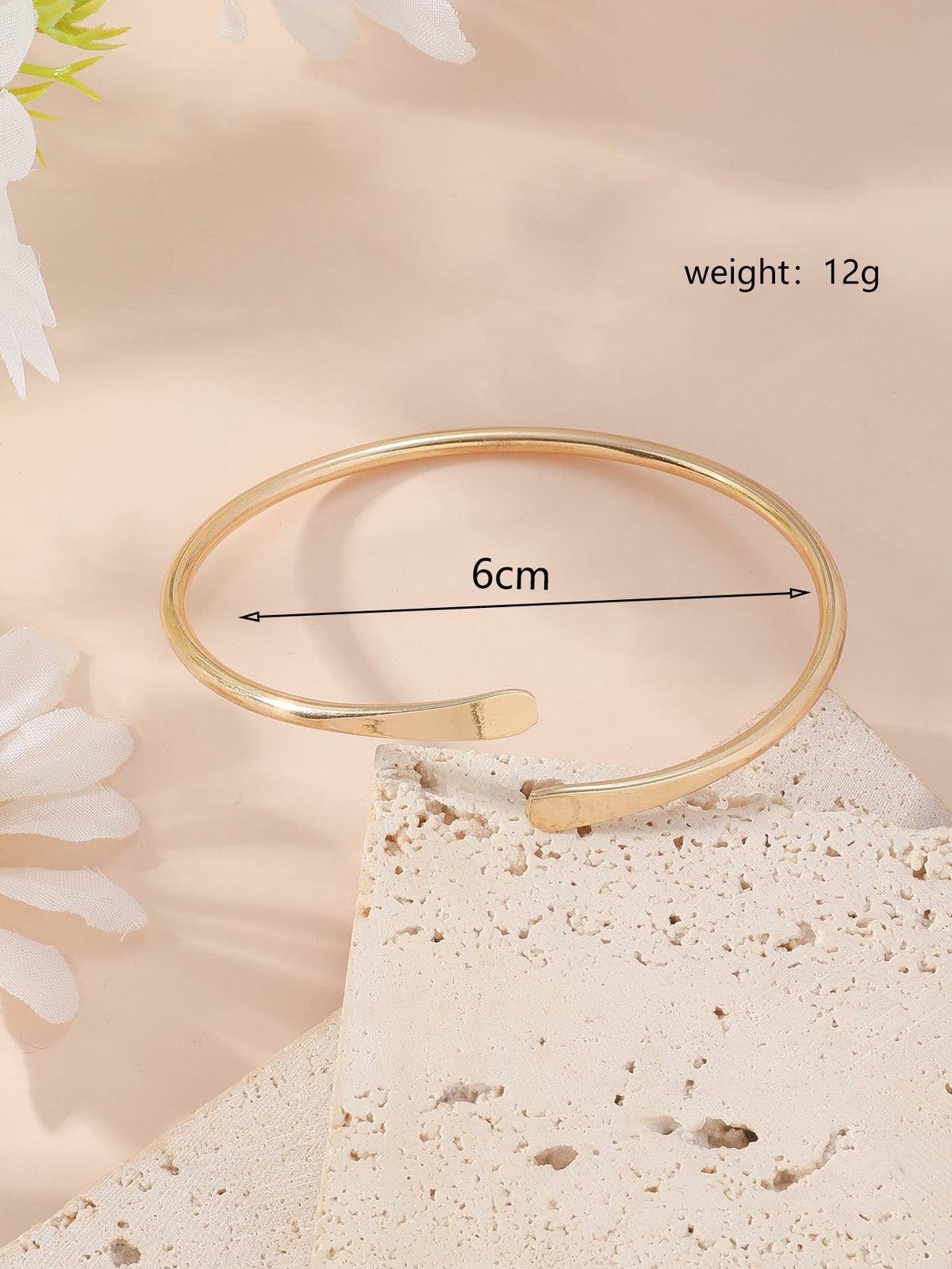 Winding Hollow Open-end High-grade Light Luxury Bracelets