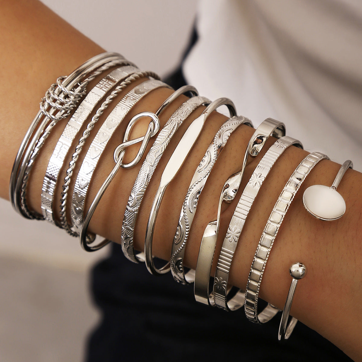 Personality Simple Chain Vintage Stylish Glossy Bracelets