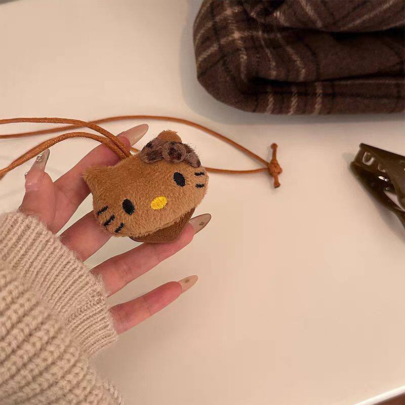 Clip Sweater Chain Female Outdoor Portable Pendant