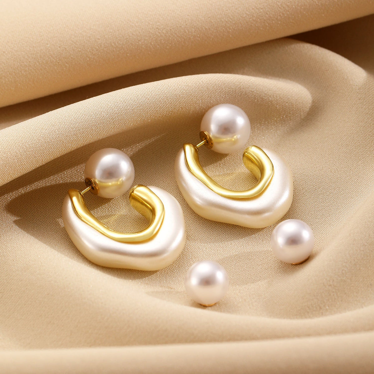 Women's Retro Geometric Metal Alloy Temperament Wild Rings
