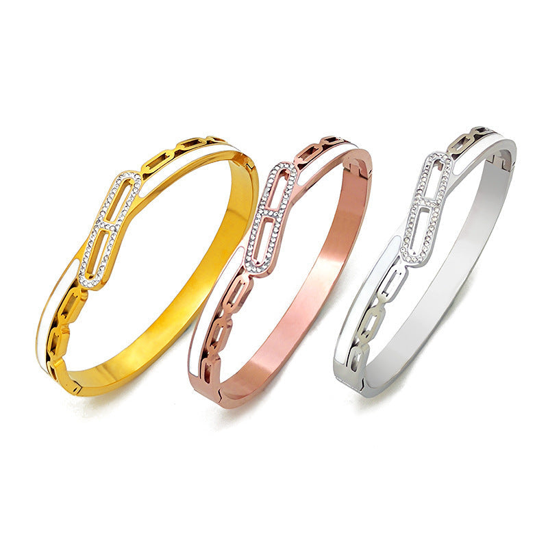 Women's Diamond Letters Buckle Open-ended Design White Shell Simple Bracelet