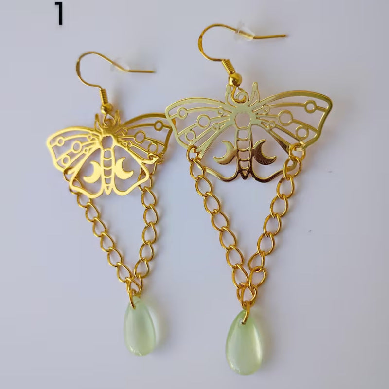 Gold Moth With Chain Drop-shaped Beads Full Of Fantasy Starry Earrings
