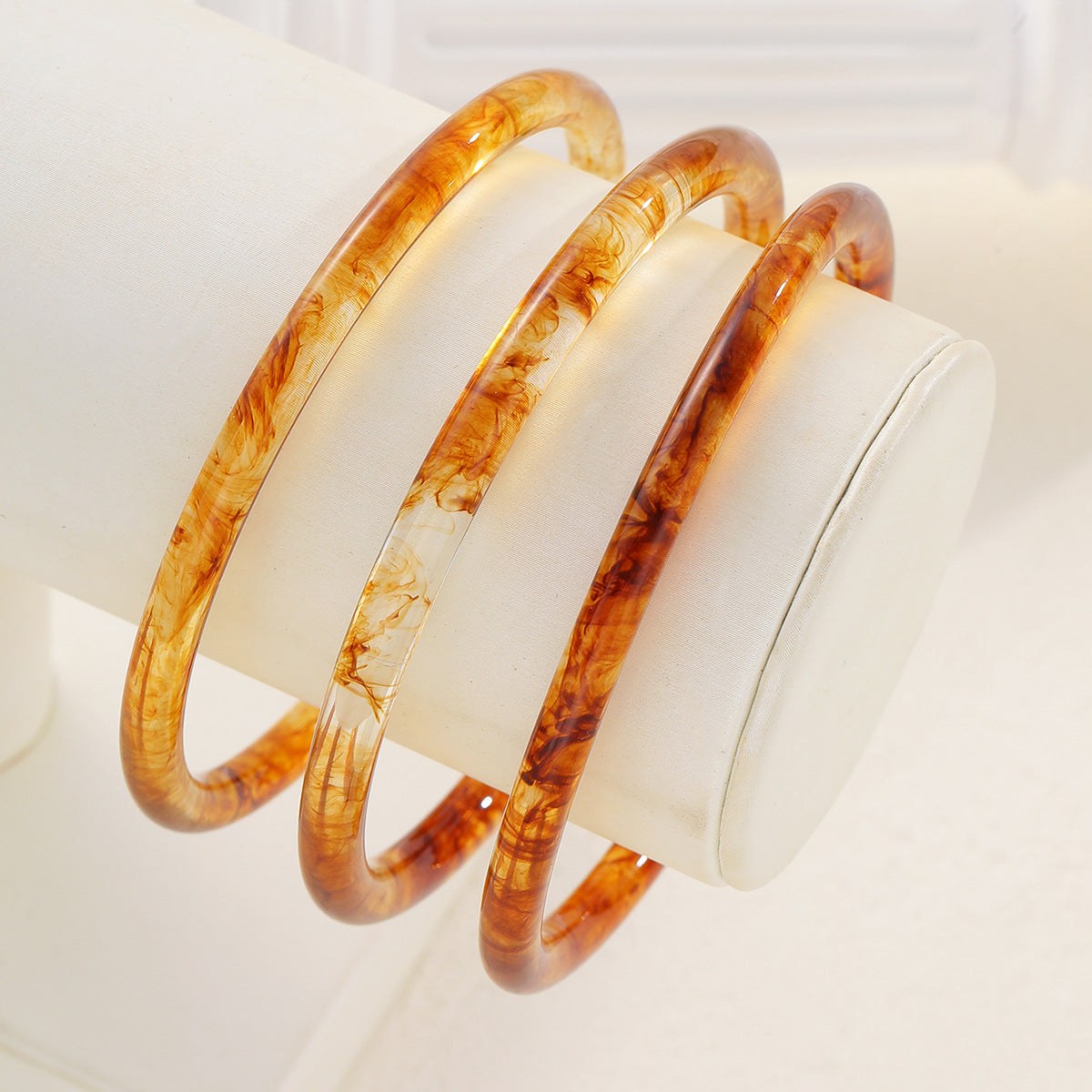 Resin Round Fashion Design Coffee Color Bracelet
