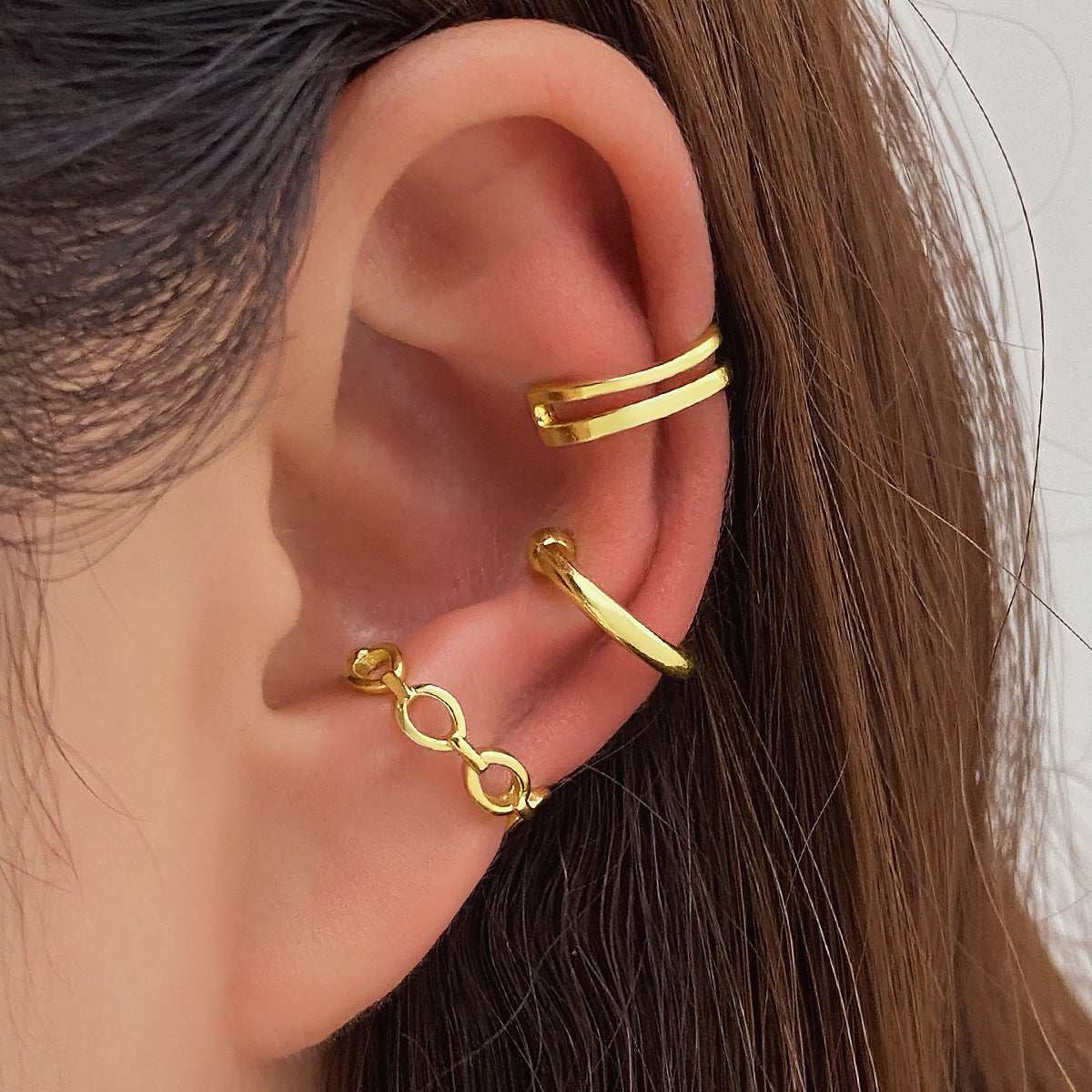 Chain Love Wide Glossy Twist With Diamond Ear Clip