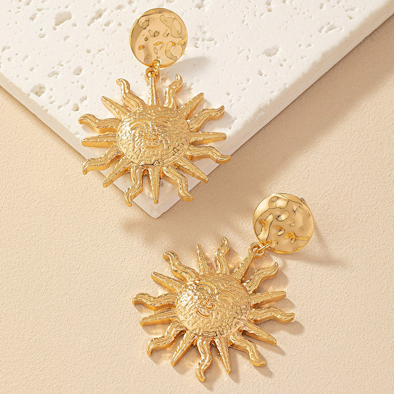 Women's Fashion Temperament Sun Holiday Party Gift Stud Earrings