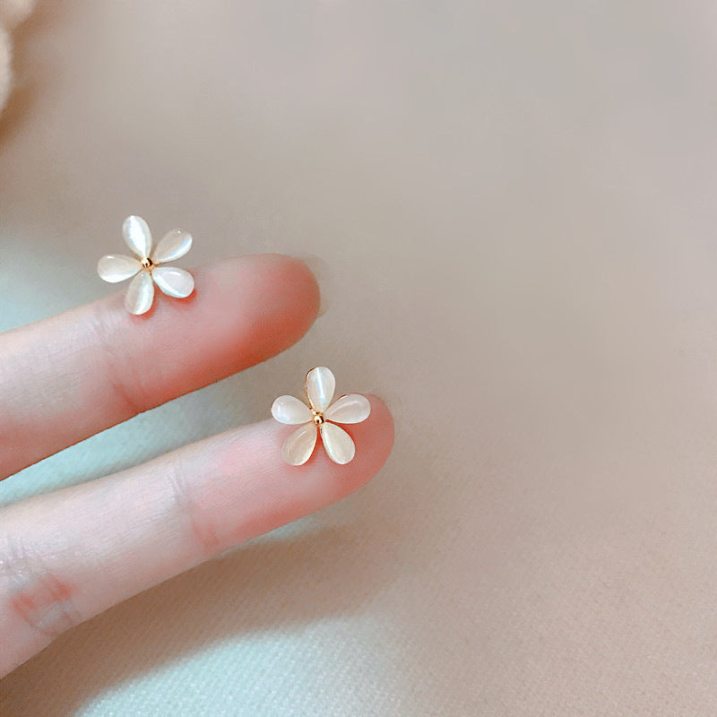 Opal Flower Stylish Simple Versatile High-grade Ear Clip