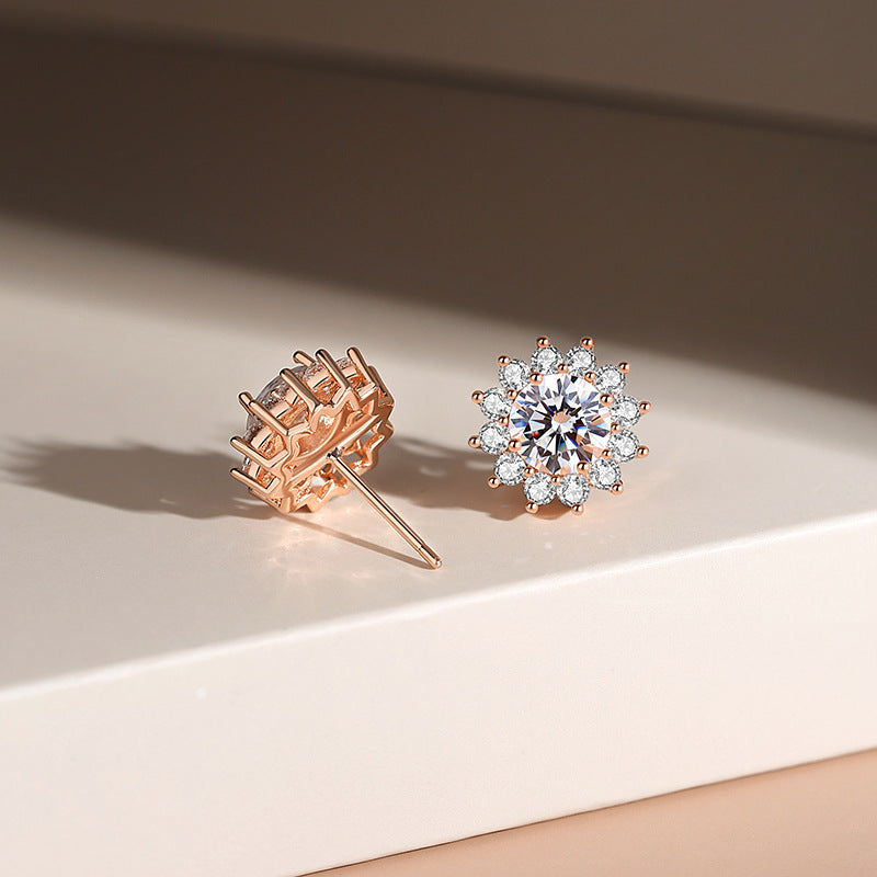Women's Light Luxury Super Flash Champagne Gold Zircon Flower Stud Earrings